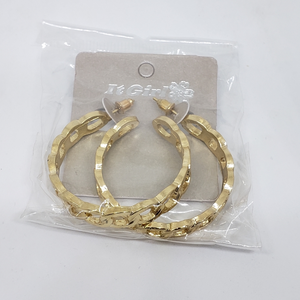 It Girl Gold Hoop Earrings